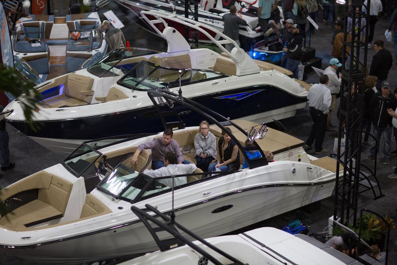 buying-at-boat-show.jpg